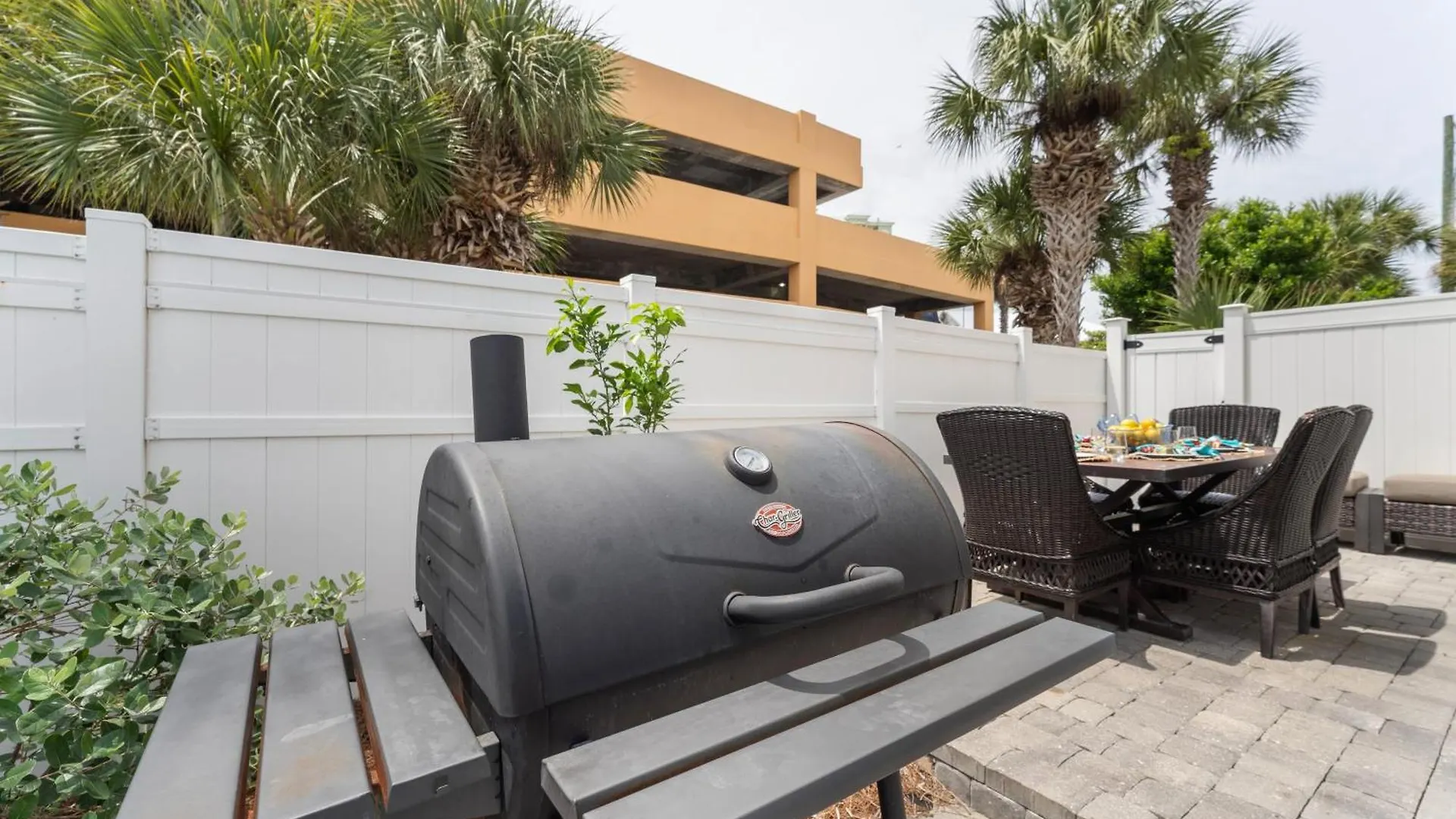 Pool Patio Outdoor Dining Walk To Shore Pier Park Sanctuary On Sands Panama City Beach